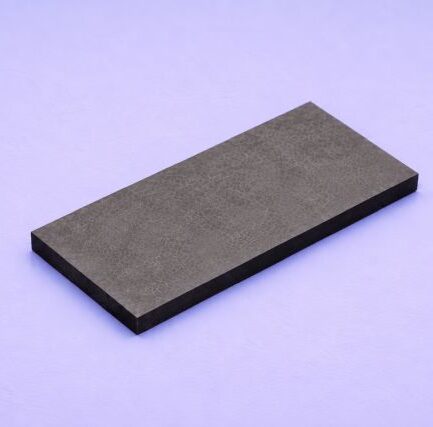 90130300005 Becker Carbon Vanes 40x24x3 mm for vacuum pumps. We offer high-quality carbon vanes and spare parts for vacuum pumps.