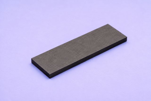 90138700005 Becker 32x16x3 mm 90138700005 Łopatki grafitowe Becker 32x16x3 mm do pomp próżniowych. Oferujemy wysokiej jakości łopatki grafitowe i części zamienne do pomp próżniowych.