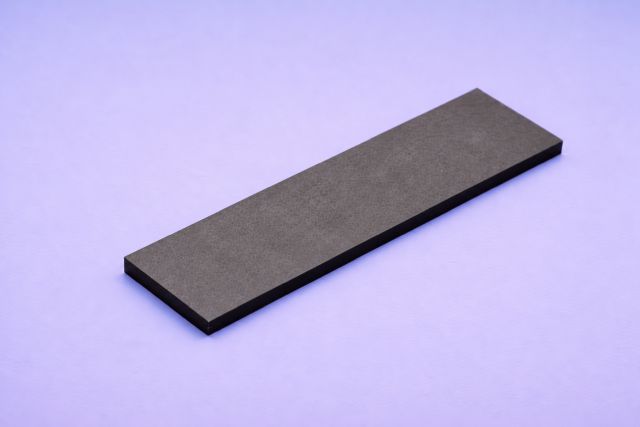 90138800005 Becker 41x18.5x3 mm 90138800005 Łopatki grafitowe Becker 41x18.5x3 mm do pomp próżniowych. Oferujemy wysokiej jakości łopatki grafitowe i części zamienne do pomp próżniowych.